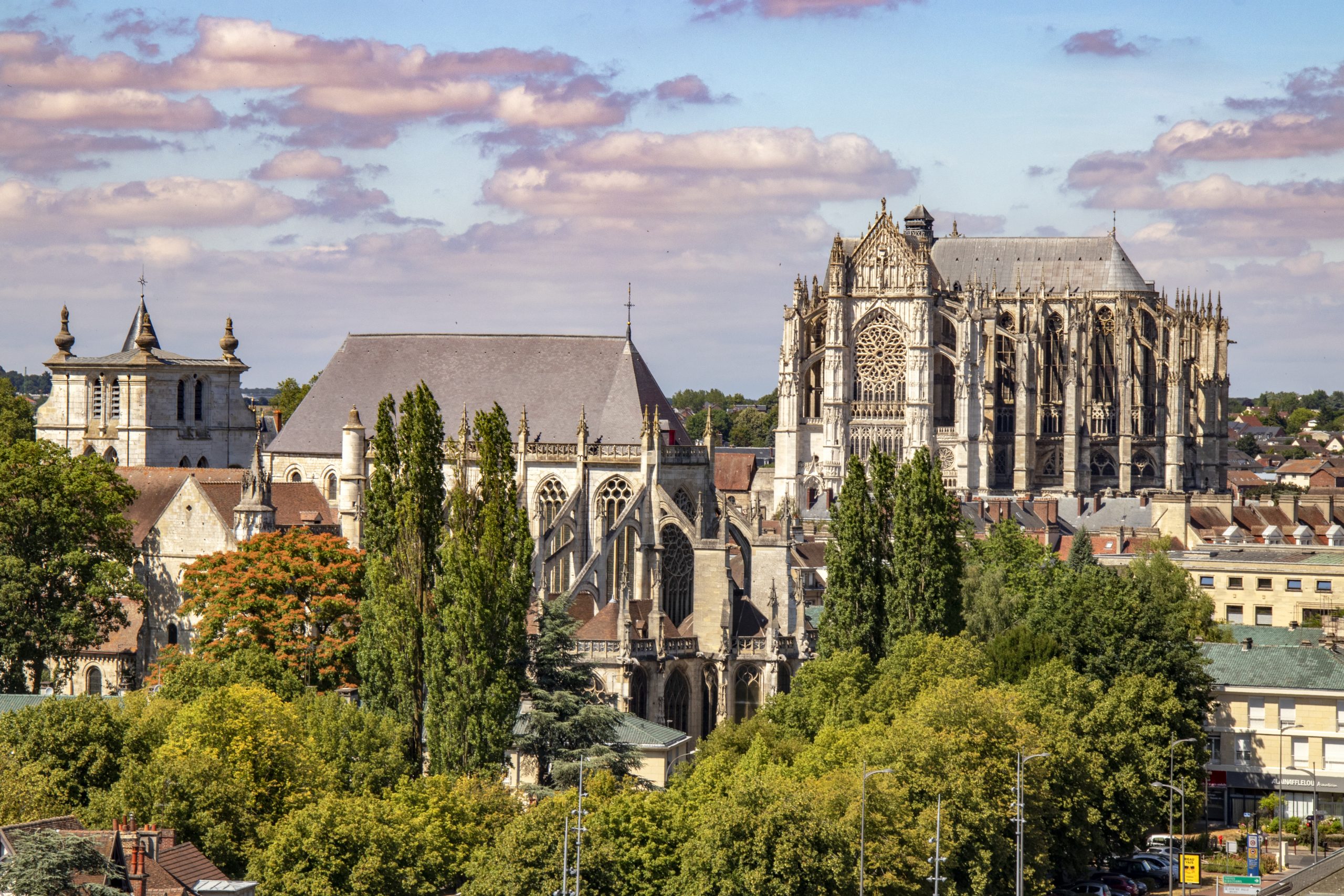 Beauvais. Cathédrale vue du quartier Saint Jean . Oise. Picardie. Hauts-de-France
